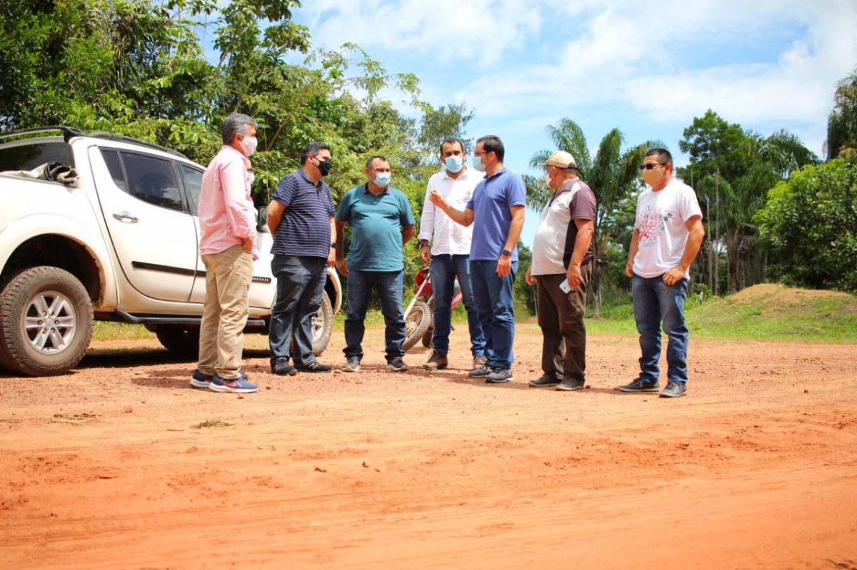 Mateus Assayag e equipe da Caixa Econômica visitam Caburi e Monte Sinai
