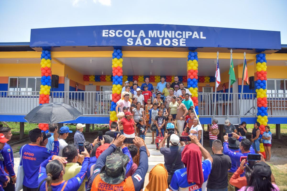 Bi Garcia entrega mais quatro obras no último dia de inaugurações no aniversário de Parintins 