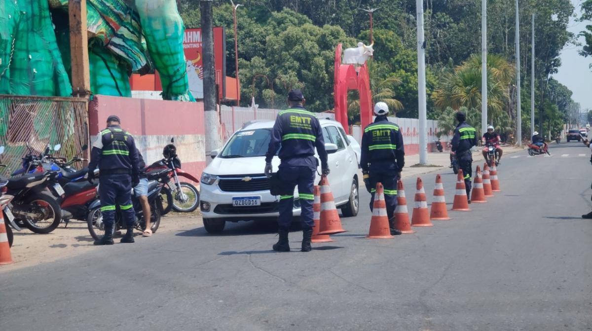 Secretaria de Saúde, Vigilância e Empresa de Trânsito alertam para conscientização de condutores nas ruas de Parintins