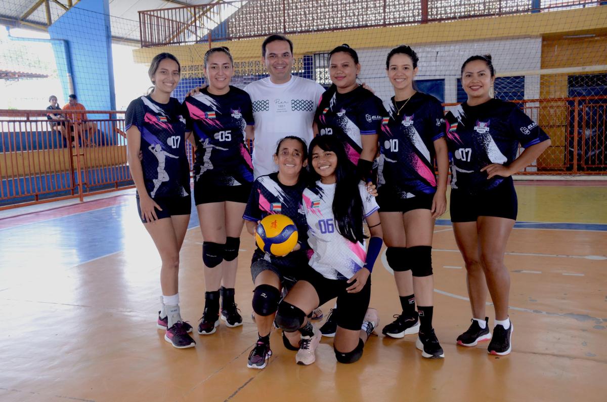 Prefeitura de Parintins promove campeonato oficial de voleibol feminino em Parintins