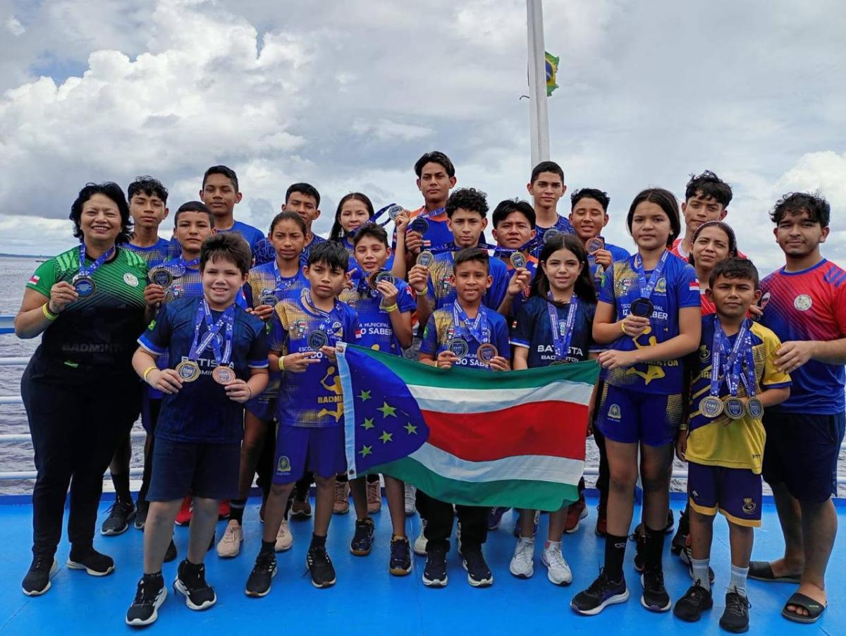Com apoio da Prefeitura, Badminton de Parintins conquista 26 medalhas no Circuito Amazonense Escolar