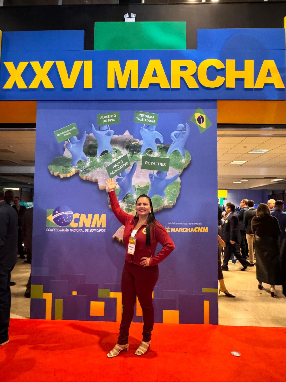 Vice-prefeita Vanessa Gonçalves  representa Parintins na Marcha dos Prefeitos em Brasília