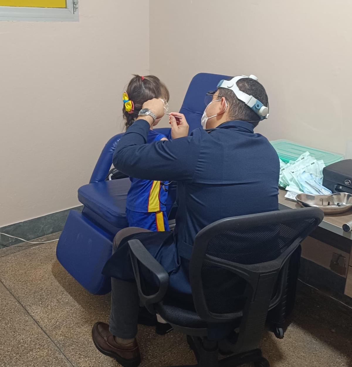 Policlínica Padre Vitório alcança mil consultas com médico otorrino em um ano 