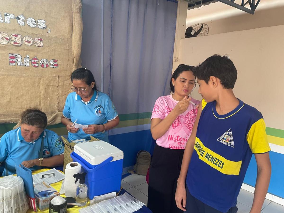 Prefeitura de Parintins inicia programação de vacinação nas escolas da zona rural