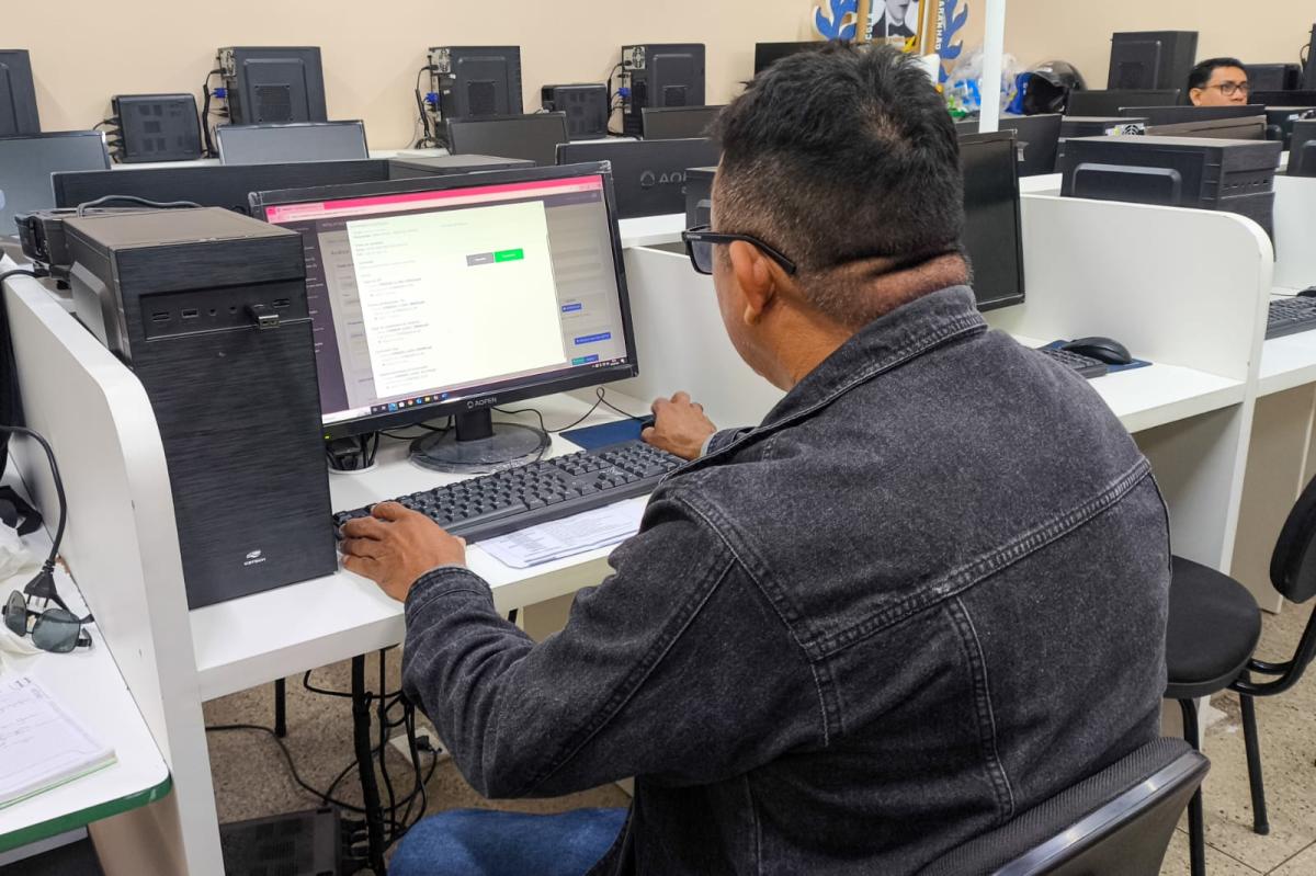 Prefeitura de Parintins analisa inscrições no Processo Seletivo de Escolas de Várzea