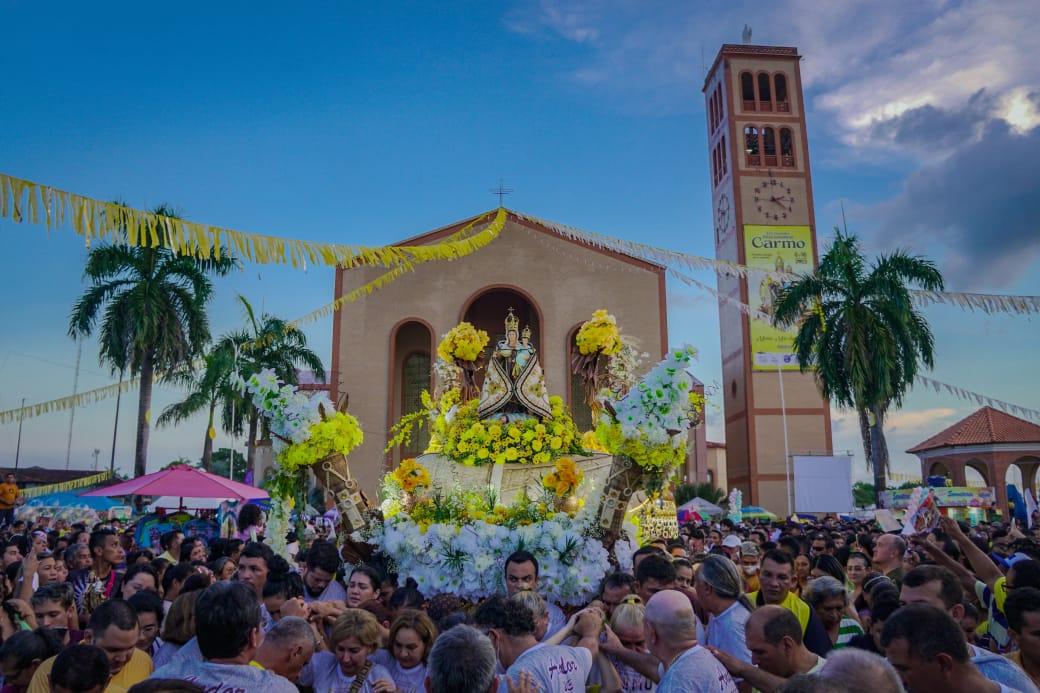 Prefeitura de Parintins e Diocese firmam parceria para a Festa de Nossa Senhora do Carmo