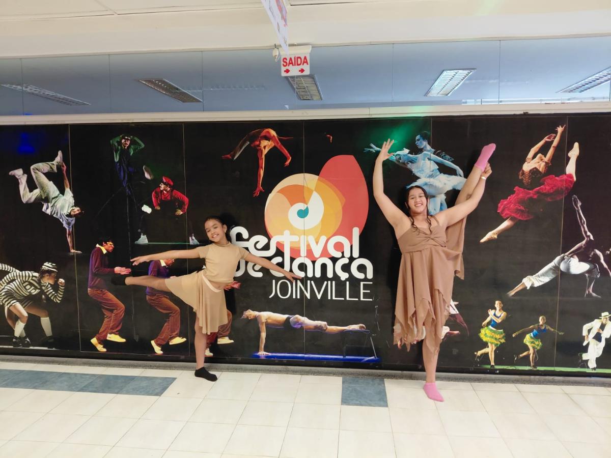 Com apoio da Prefeitura de Parintins, bailarinas parintinense brilham no Festival de Dança de Joinville, Santa Catarina