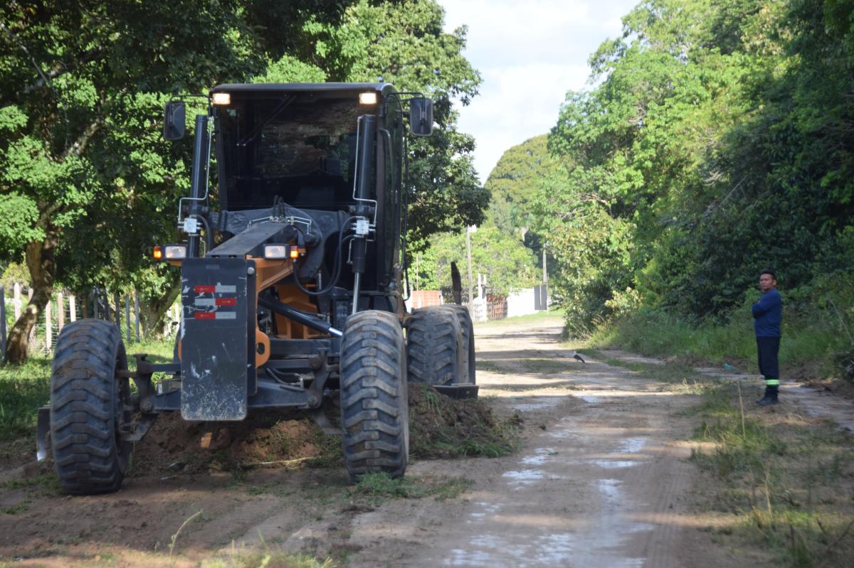 Prefeitura de Parintins realiza serviços de infraestrutura no Macurany e beneficia mais de 1.500 famílias