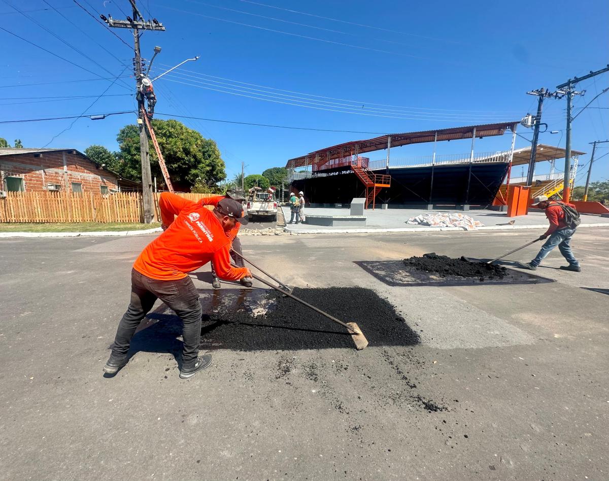 Prefeitura de Parintins acompanha obras em andamento no Distrito do Mocambo