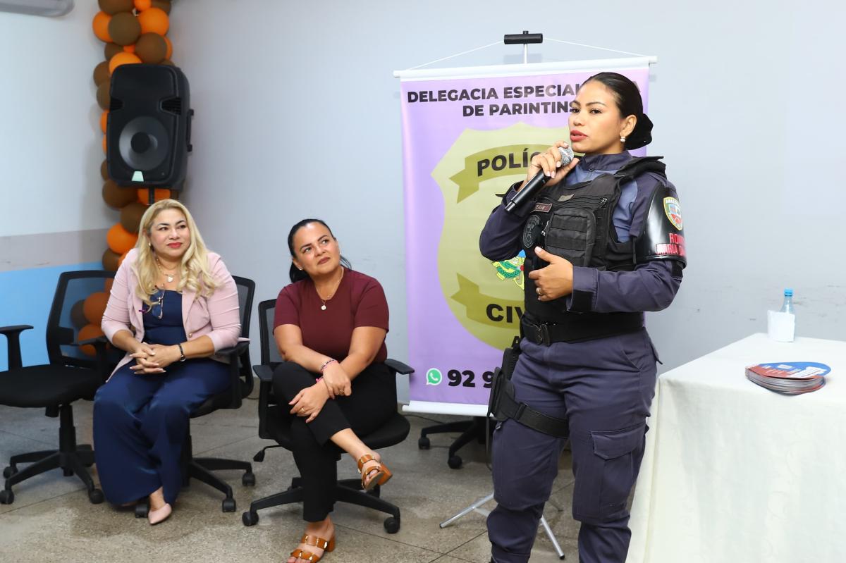 Lei Maria da Penha: vice-prefeita Vanessa Gonçalves participa de encontro com delegada e técnicos da assistência social