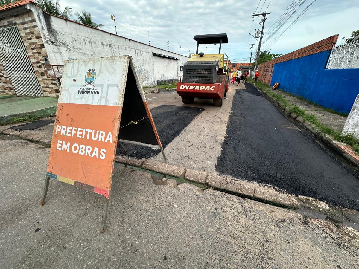 Prefeitura de Parintins intensifica serviços de infraestrutura em diversos bairros