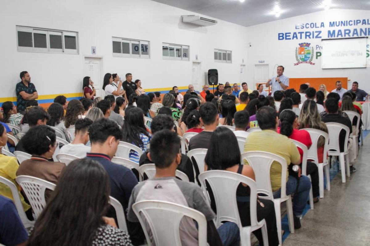 Aula inaugural marca o lançamento Curso Pré-vestibular Social