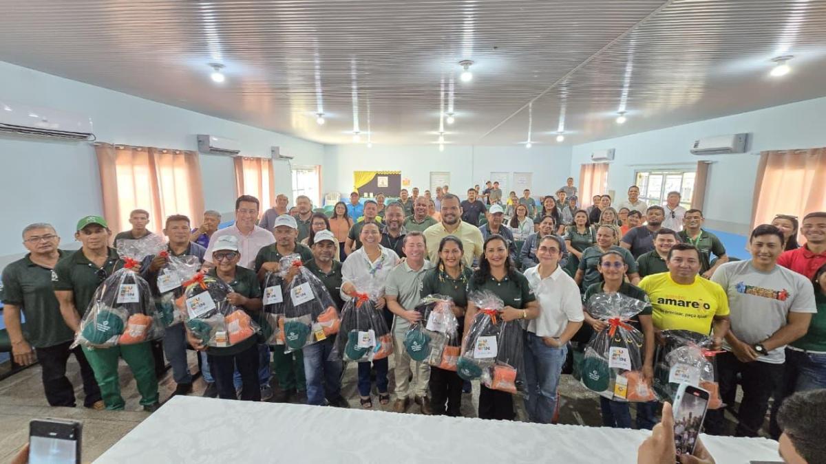 Prefeitura de Parintins entrega Equipamento de Proteção Individual (EPI) à Vigilância em Saúde