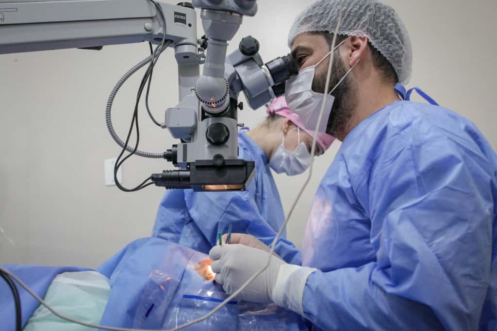 Mutirão de cirurgias oftalmológicas em Parintins traz emoção e histórias de superação