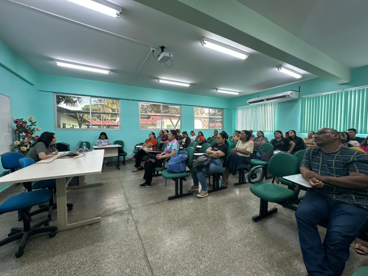 Parceria entre Prefeitura de Parintins e UFAM fortalece formação de professores em Atendimento Educacional Especializado