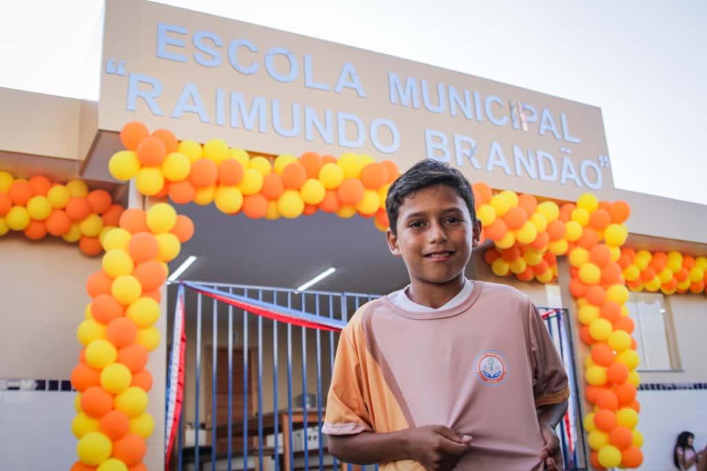 Prefeitura de Parintins entrega escola nova e moderna na comunidade do Miriti
