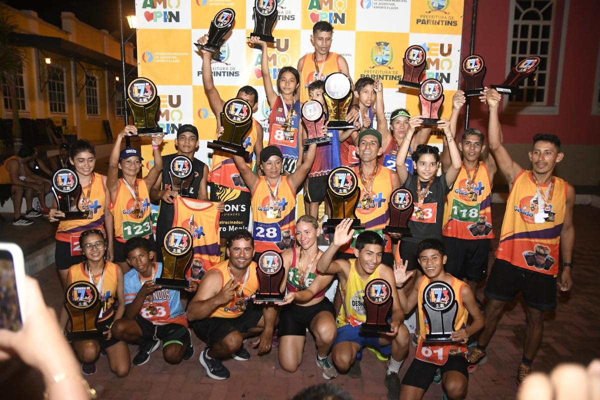 Corridas ciclística e pedestre reúne atletas de várias idades na festa de aniversário de Parintins