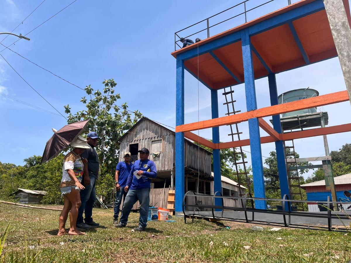 Prefeitura de Parintins investe na expansão da rede de água e construção de castelos na zona rural