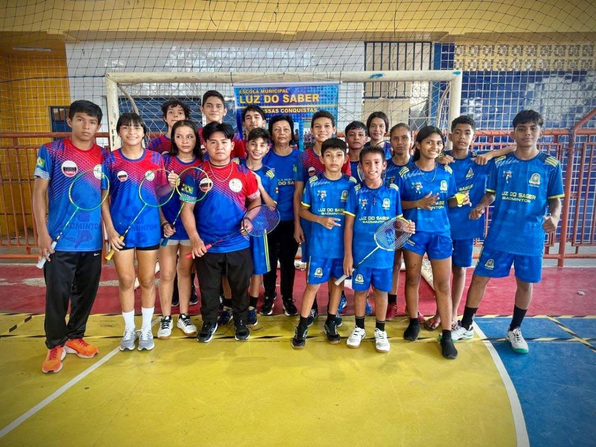 Escola Municipal Luz do Saber vence e mantém protagonismo na modalidade Badminton