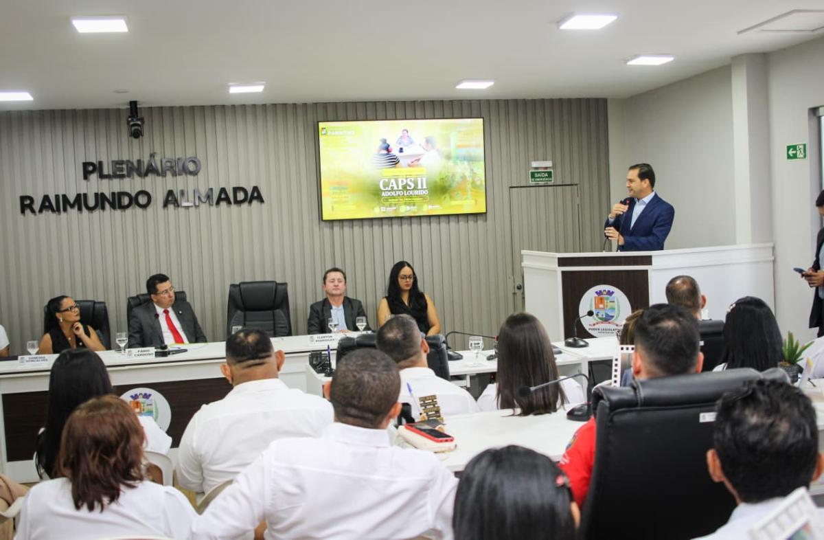 Na sessão dos 20 anos do CAPS II, Mateus Assayag anuncia novos investimentos em saúde mental