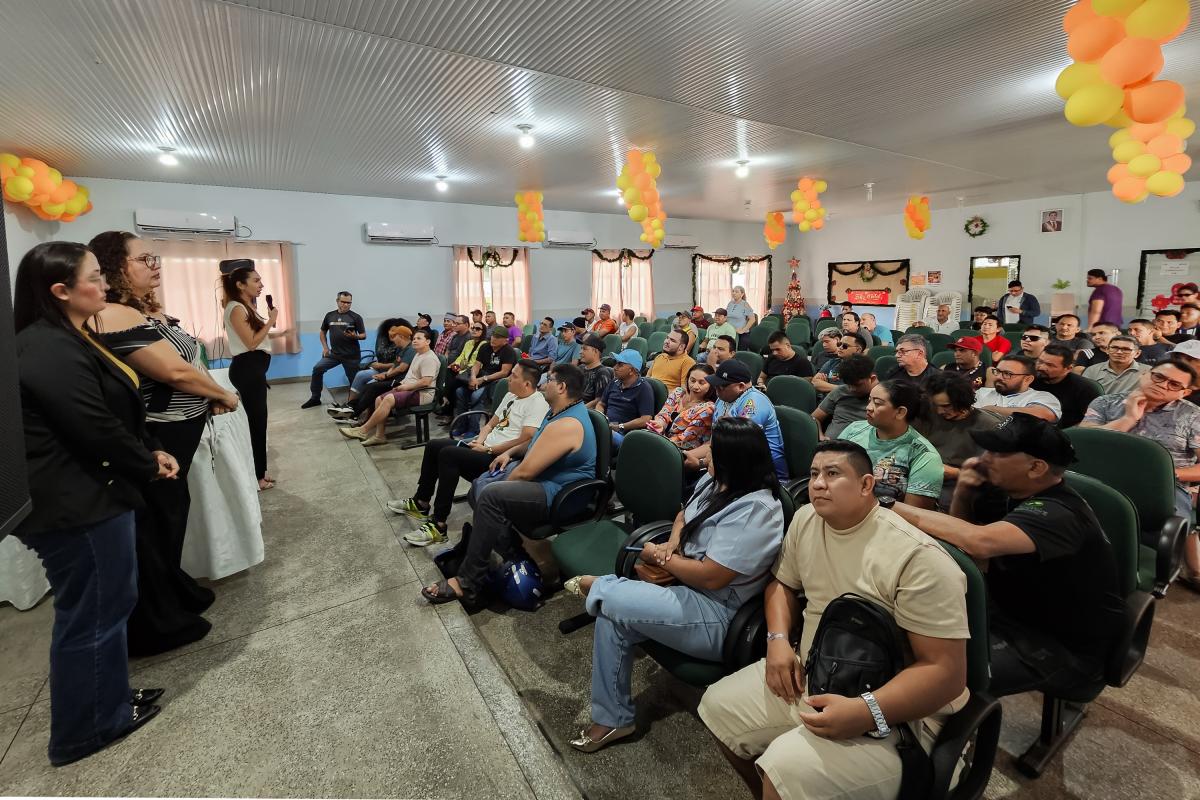 Prefeitura de Parintins e músicos locais discutem programa 