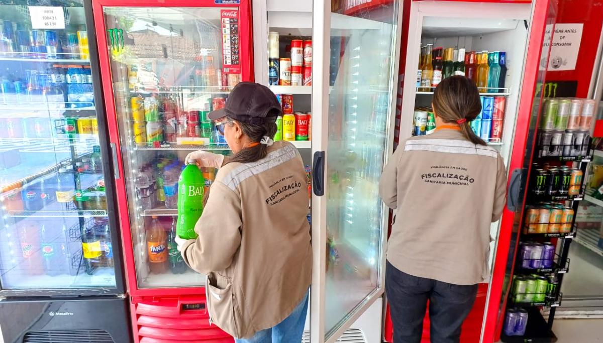 Operação Papai Noel amplia ações de controle sanitário em estabelecimentos de Parintins