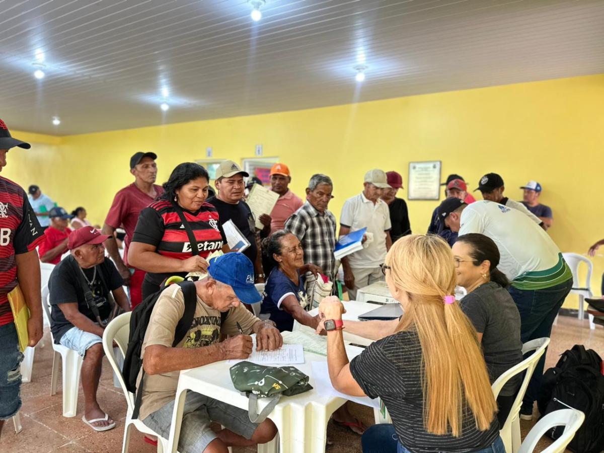 Na comunidade do Zé Açu, agricultores aprovam ação de renegociação promovida pela Prefeitura e INCRA