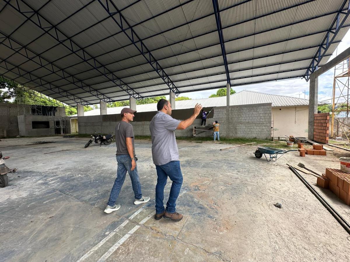 Construção do Ginásio da Escola João Bosco atinge 60% de execução