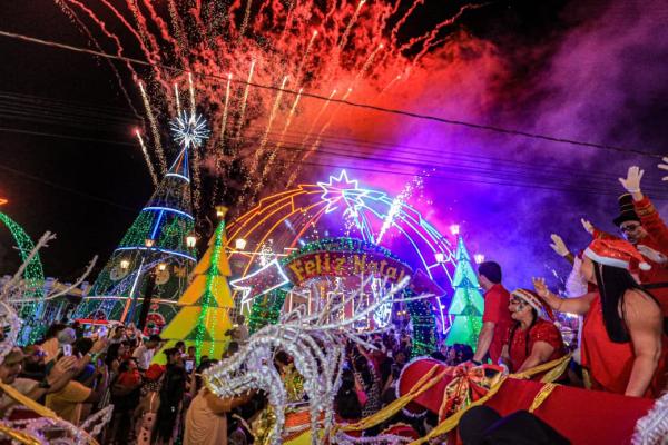 Presente de Natal: Prefeitura de Parintins inaugura Complexo Natalino
