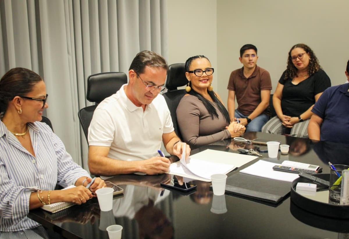 Prefeitura de Parintins inicia processo licitatório para Concurso Público 2026