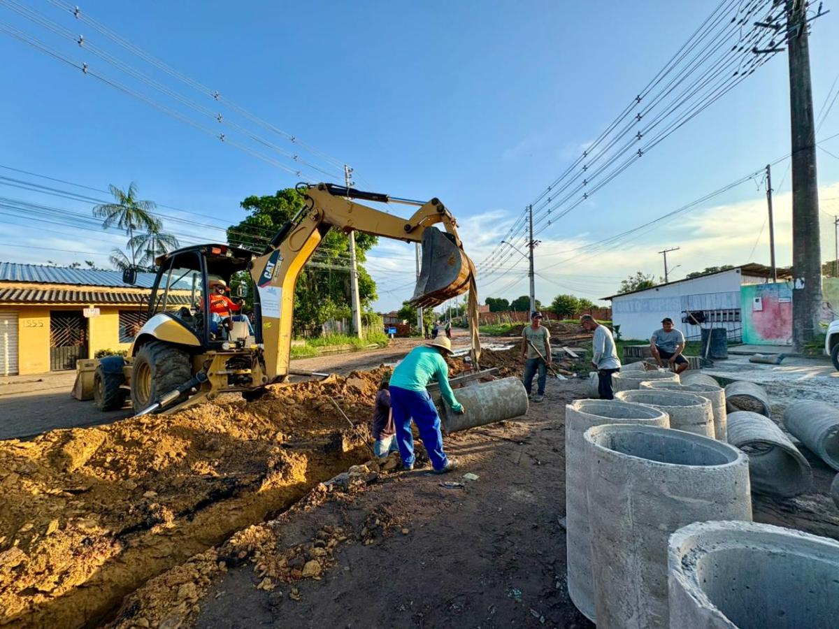 Prefeitura de Parintins avança com drenagem profunda e chega à rua Massaranduba