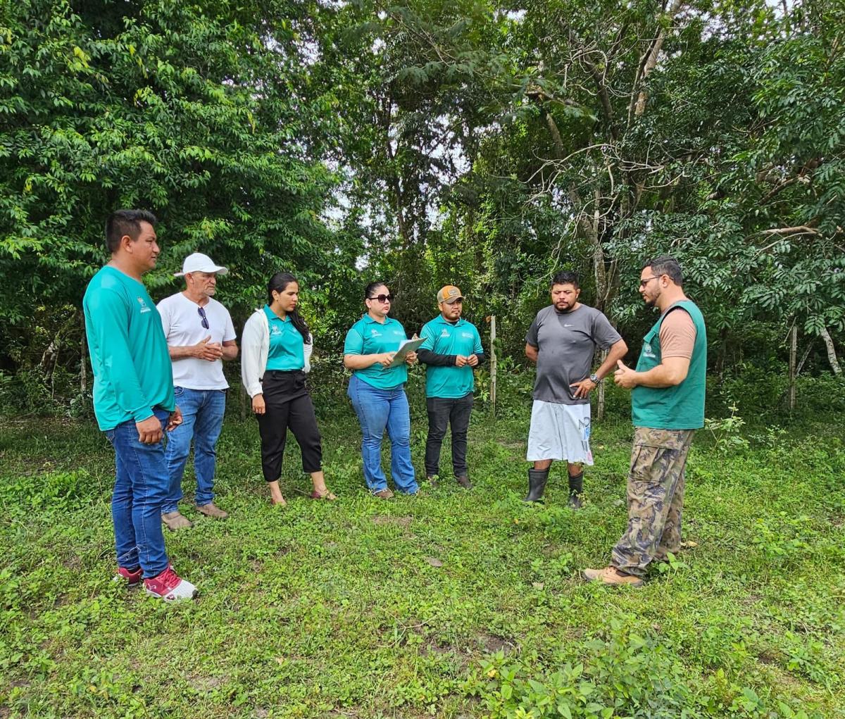 Mecanização agrícola da Prefeitura de Parintins chega a mais um pequeno produtor