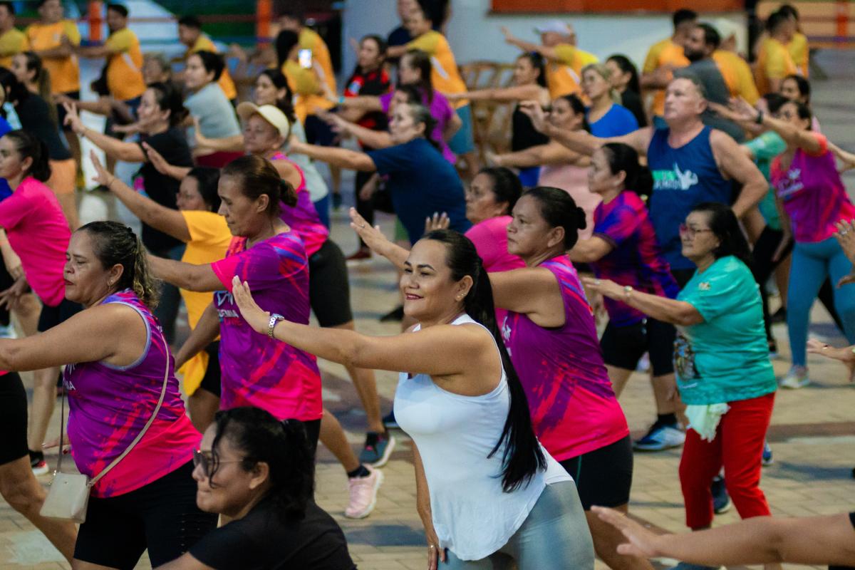 Prefeitura da o pontapé inicial para as atividades do Movimenta Parintins com Aulão de Dança