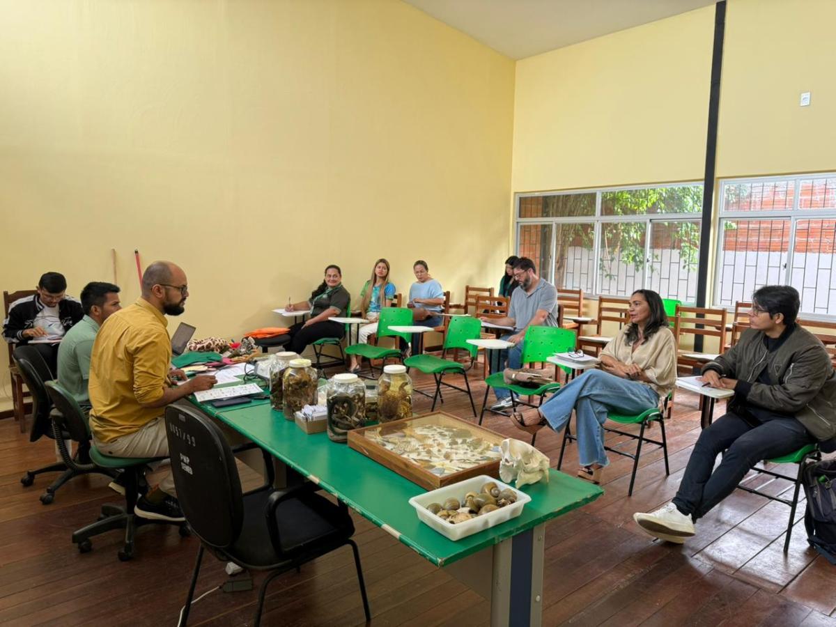 Prefeitura de Parintins promove reunião com instituições de ensino para fortalecer Educação Ambiental no Município