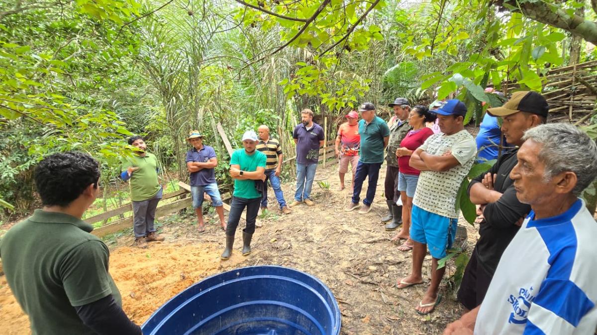 Parceria entre Prefeitura de Parintins e Coca-Cola impulsiona produção de guaraná no Rio Uaicurapá