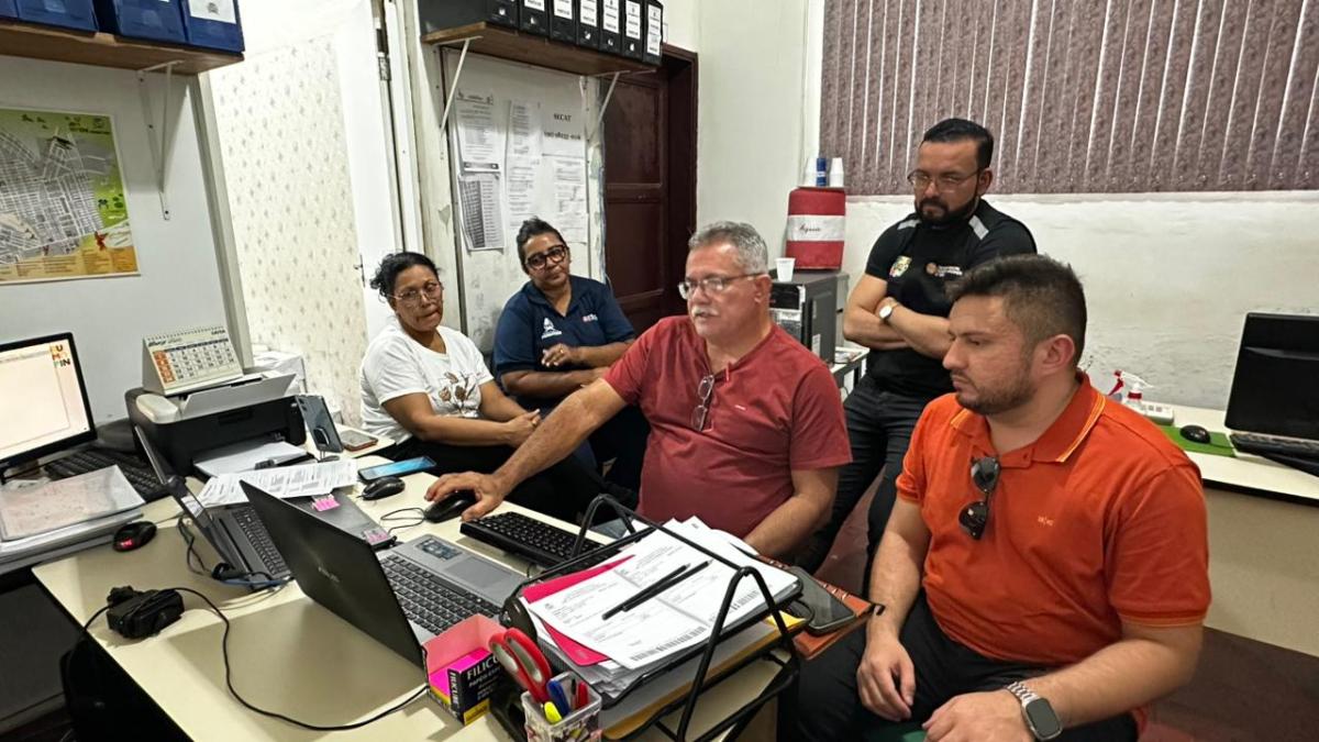 Treinamento prepara equipe de Parintins para lançamento de novo portal de notas fiscais e reforma tributária