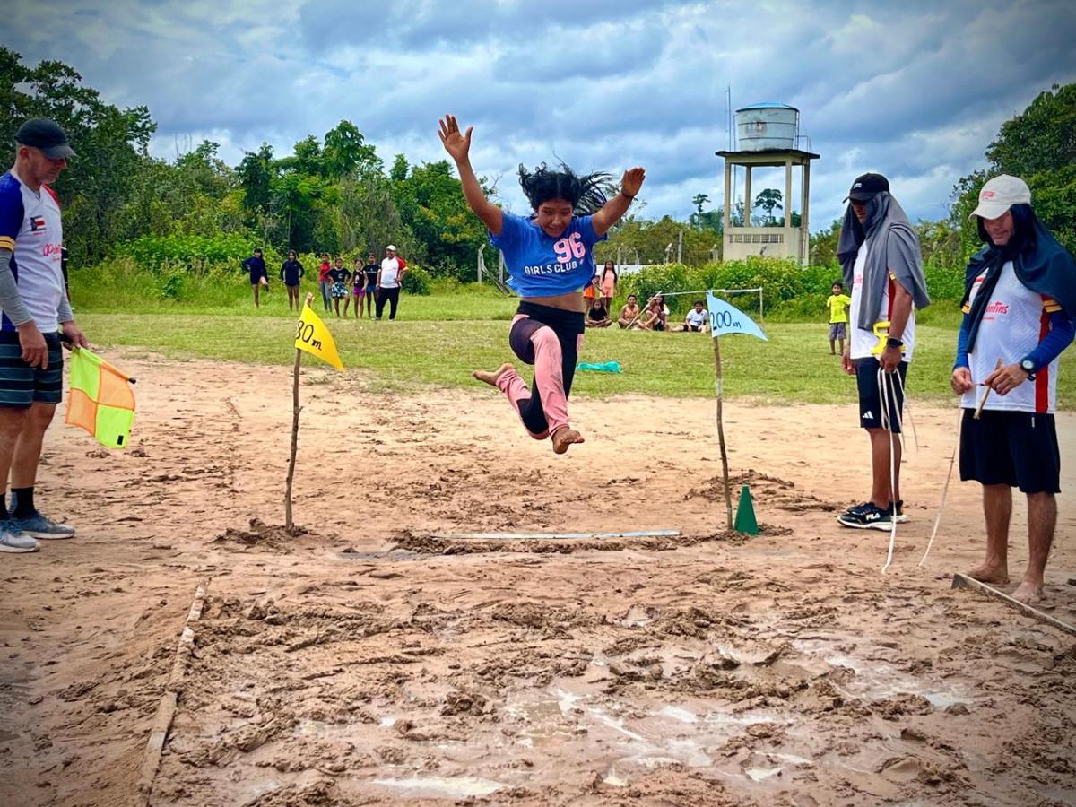 Estudantes indígenas mostram talento em Seletiva de Atletismo realizada pela Prefeitura de Parintins