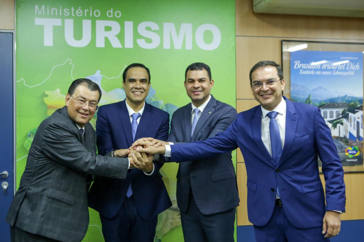 Prefeito Mateus Assayag articula com bancada do Amazonas e confirma R$ 15 milhões para o Festival de Parintins