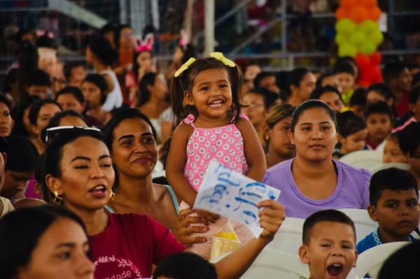 Prefeitura de Parintins distribui mais de 7 mil ovos de chocolate em ação de Páscoa 