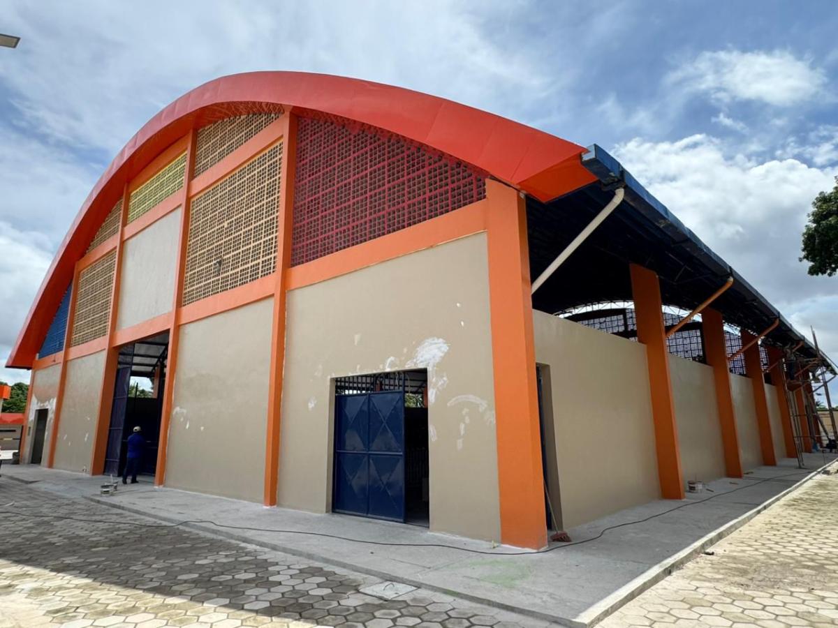 Obra do ginásio da Vila Amazônia atinge 99% e entra na fase final de execução