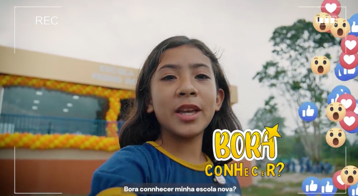 Entrega de mais novas escolas