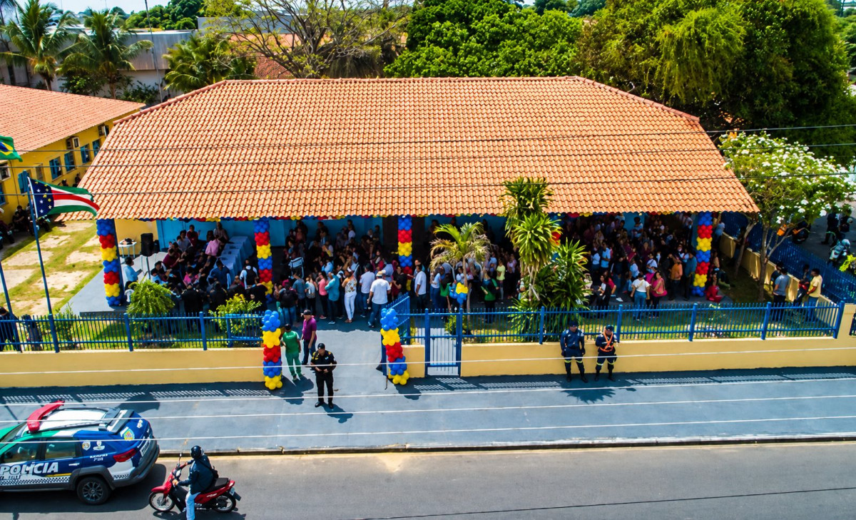 Escola Municipal de Idiomas e Informática abre 384 vagas gratuitas para cursos em Parintins
