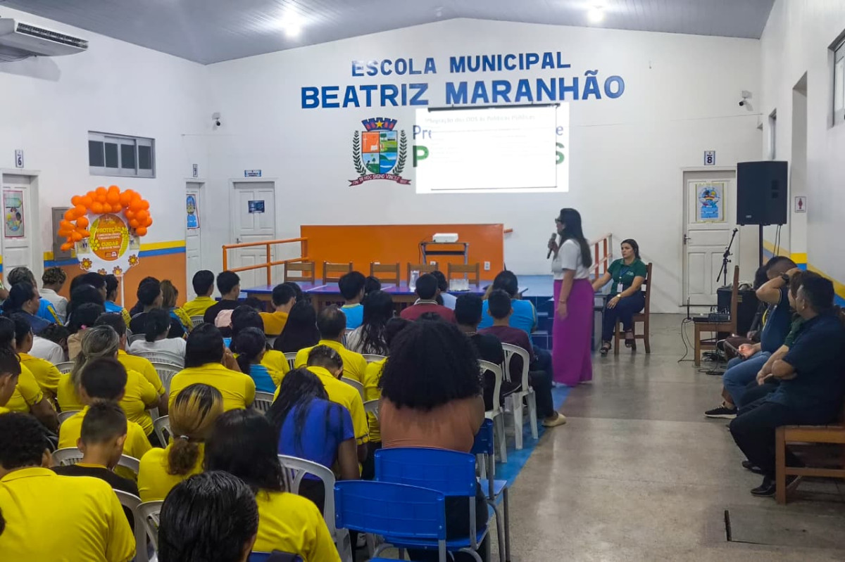 Em Parintins, Escola de Contas Públicas promove palestra sobre sustentabilidade a estudantes da EJAI