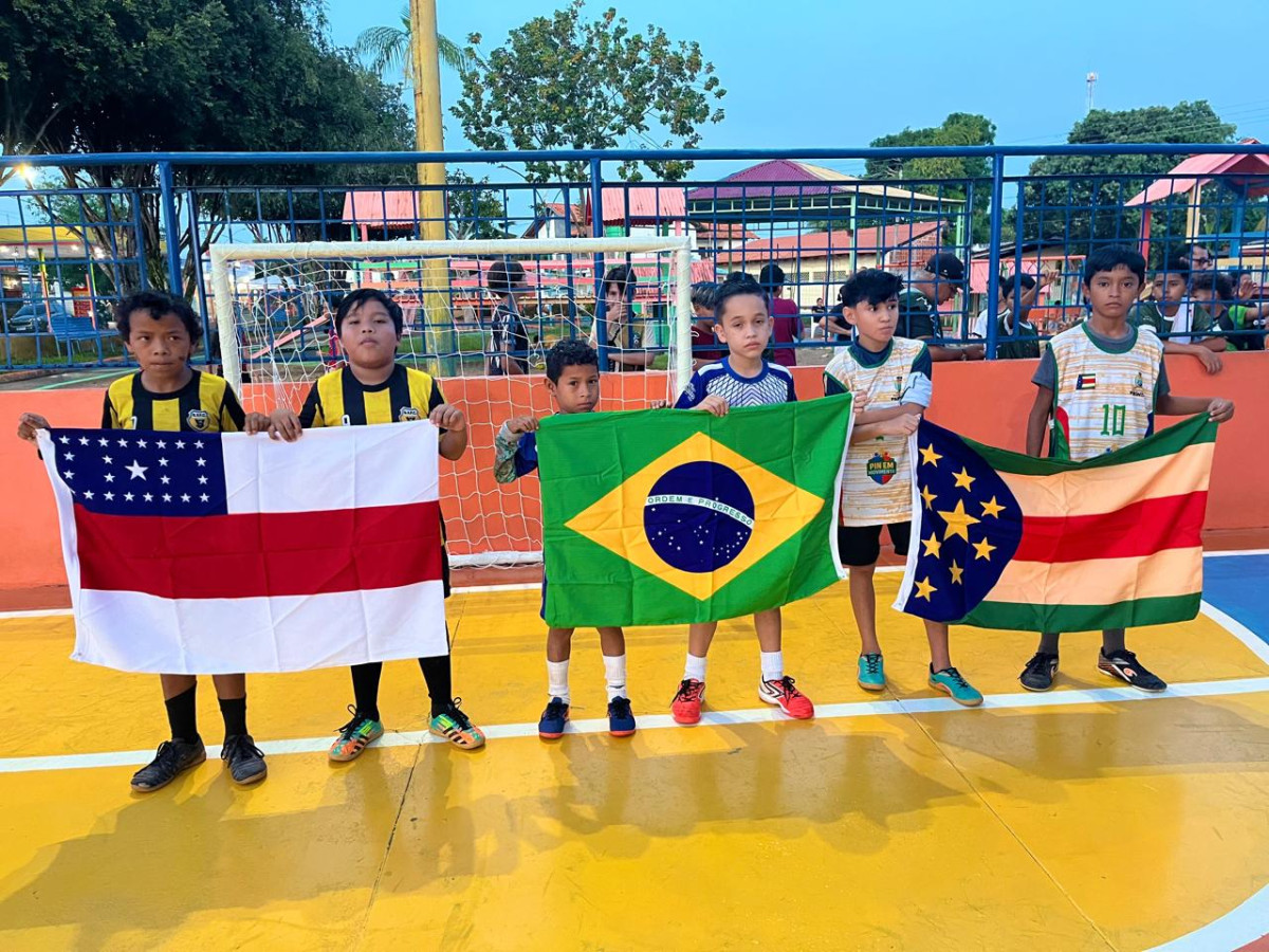 Prefeitura de Parintins inicia 3ª Copa Bumbá Kids e movimenta esporte de base