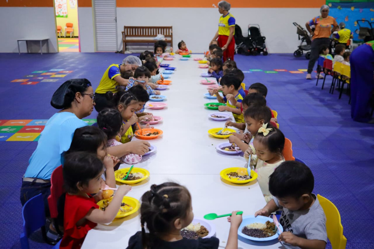 Creche Municipal Paula do Carmo oferece alimentação balanceada e adaptada às necessidades de cada criança