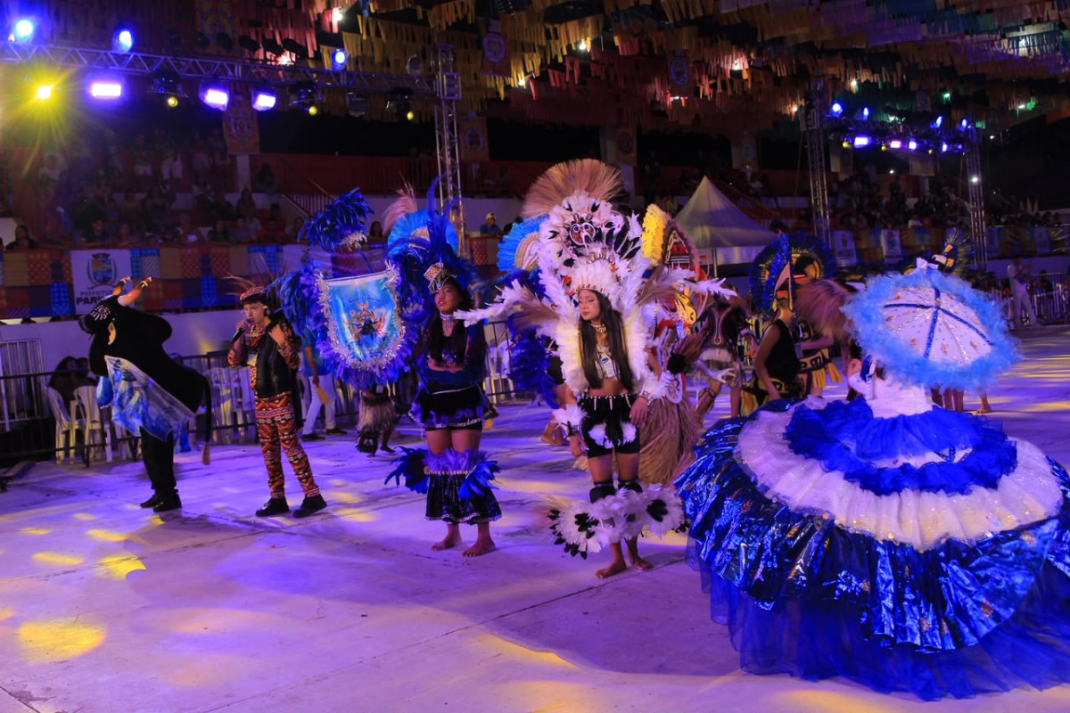 Mineirinho transforma 50 anos de legado cultural em espetáculo no Anfiteatro Sila Marçal