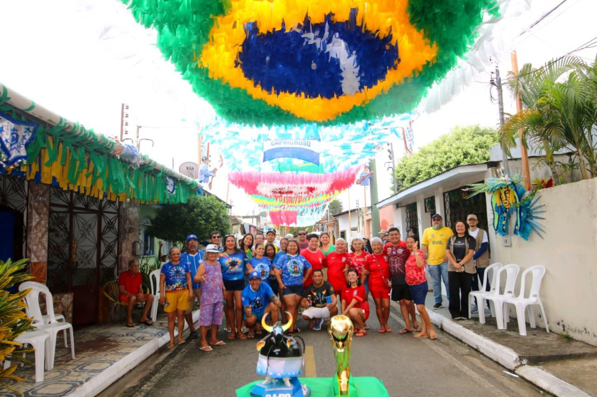 Prefeitura de Parintins realiza concurso de ruas enfeitadas e mobiliza bairros da cidade para o Festival e Copa do Mundo
