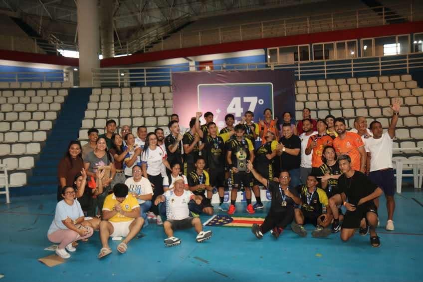 JEAs: Parintins volta ao topo do handebol com medalha de ouro no juvenil masculino