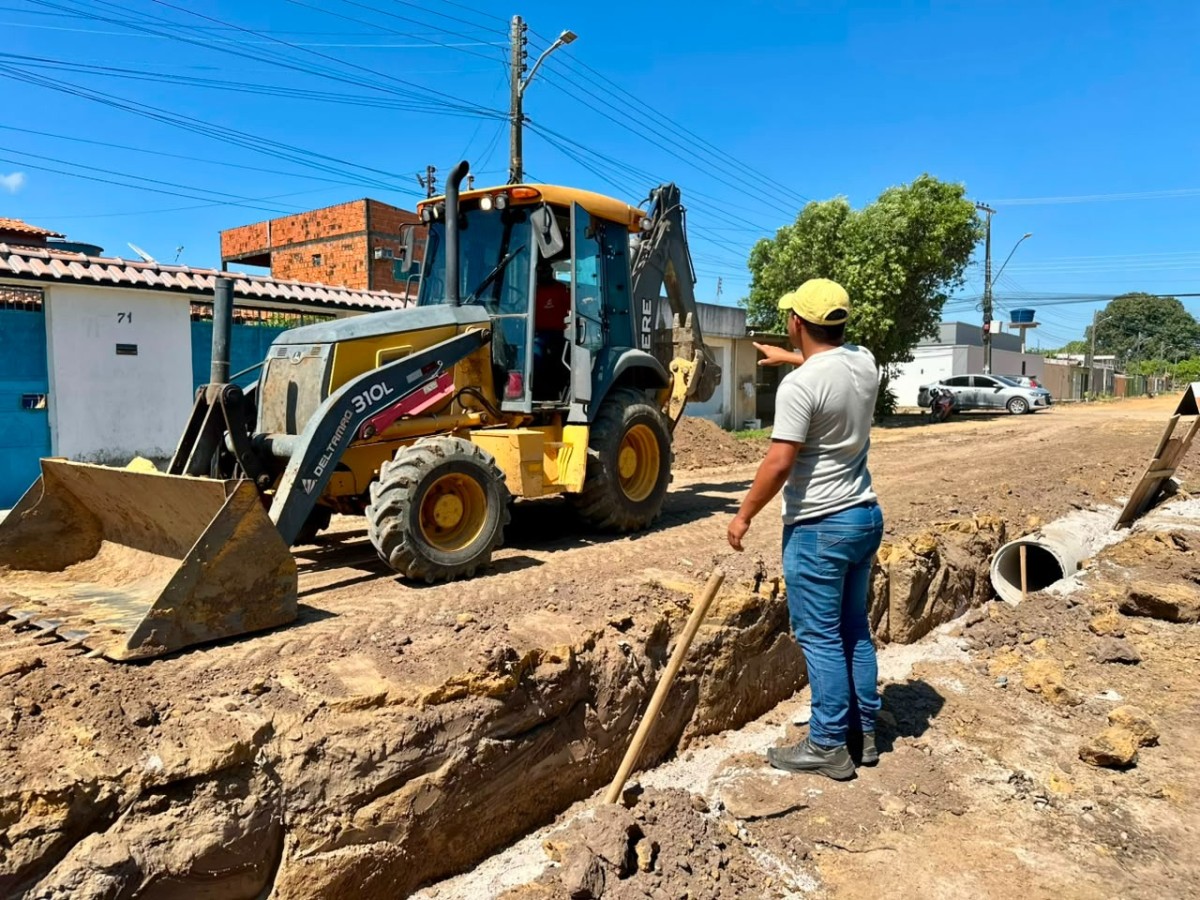 Prefeitura de Parintins inicia implantação da drenagem na primeira etapa do bairro Pascoal Alaggio