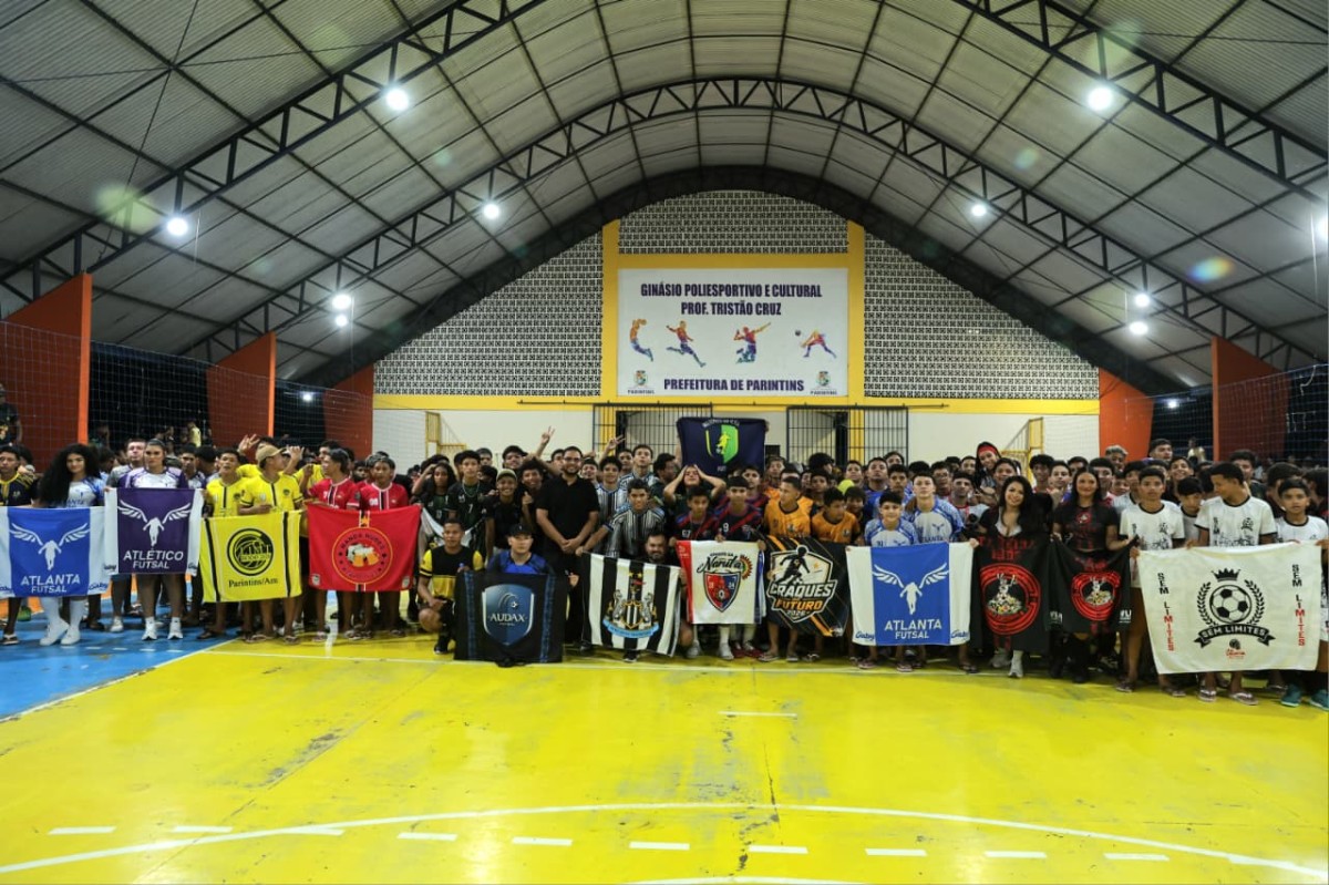 Com apoio da Prefeitura, 2ª Copa Fênix começa com 31 equipes e mais de 450 atletas em Parintins